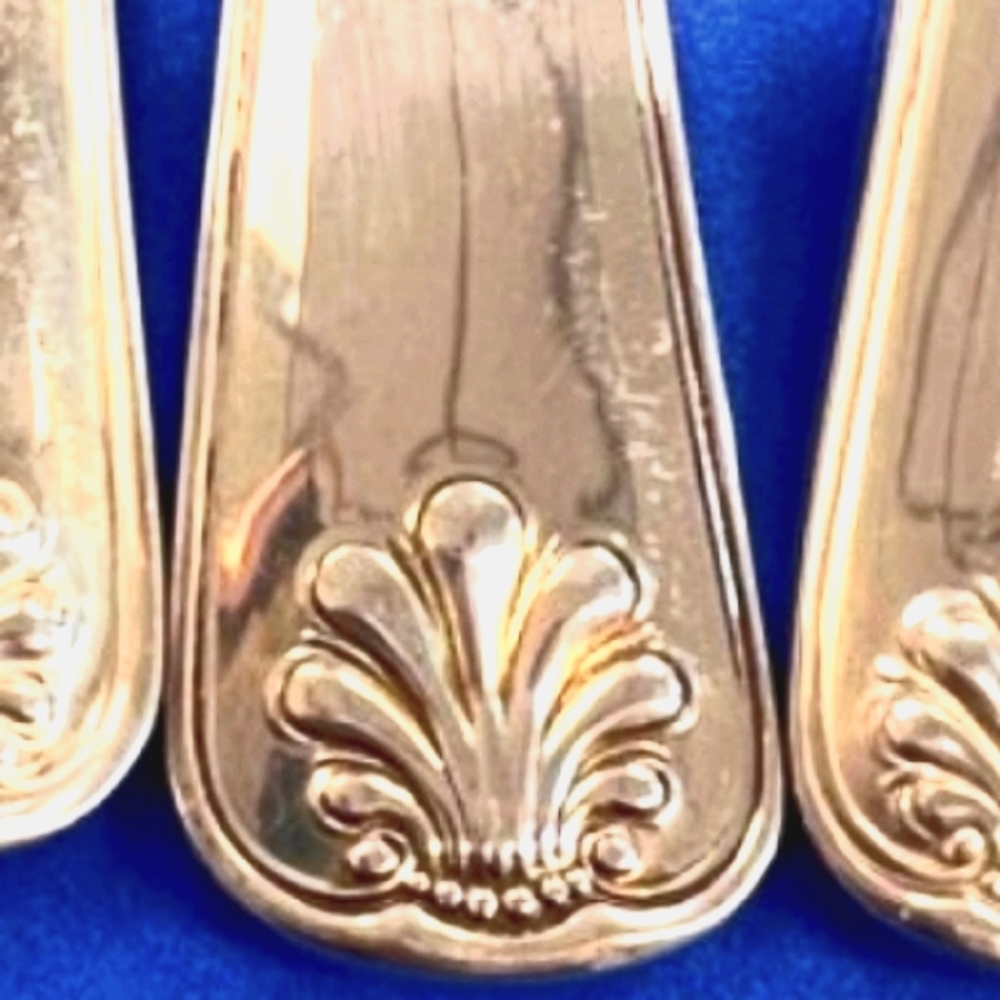 Tiffany & Co. Bridal Registry Shell & Thread Sterling Flatware 110 Piece Set - Picture 9 of 11